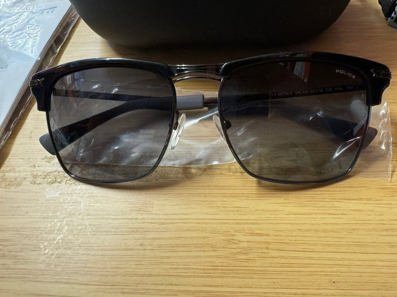 Police Sunglasses SPL142 01AL - Black