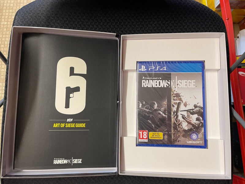 Tom Clancy's Rainbow Six Siege - Art of Siege Edition (PS4)